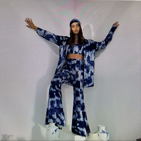 The Madiyah Al Sharqi x Karen Wazen Kylie Tie-Dye Flare Pants Size 36 UK - Picture 3 of 10